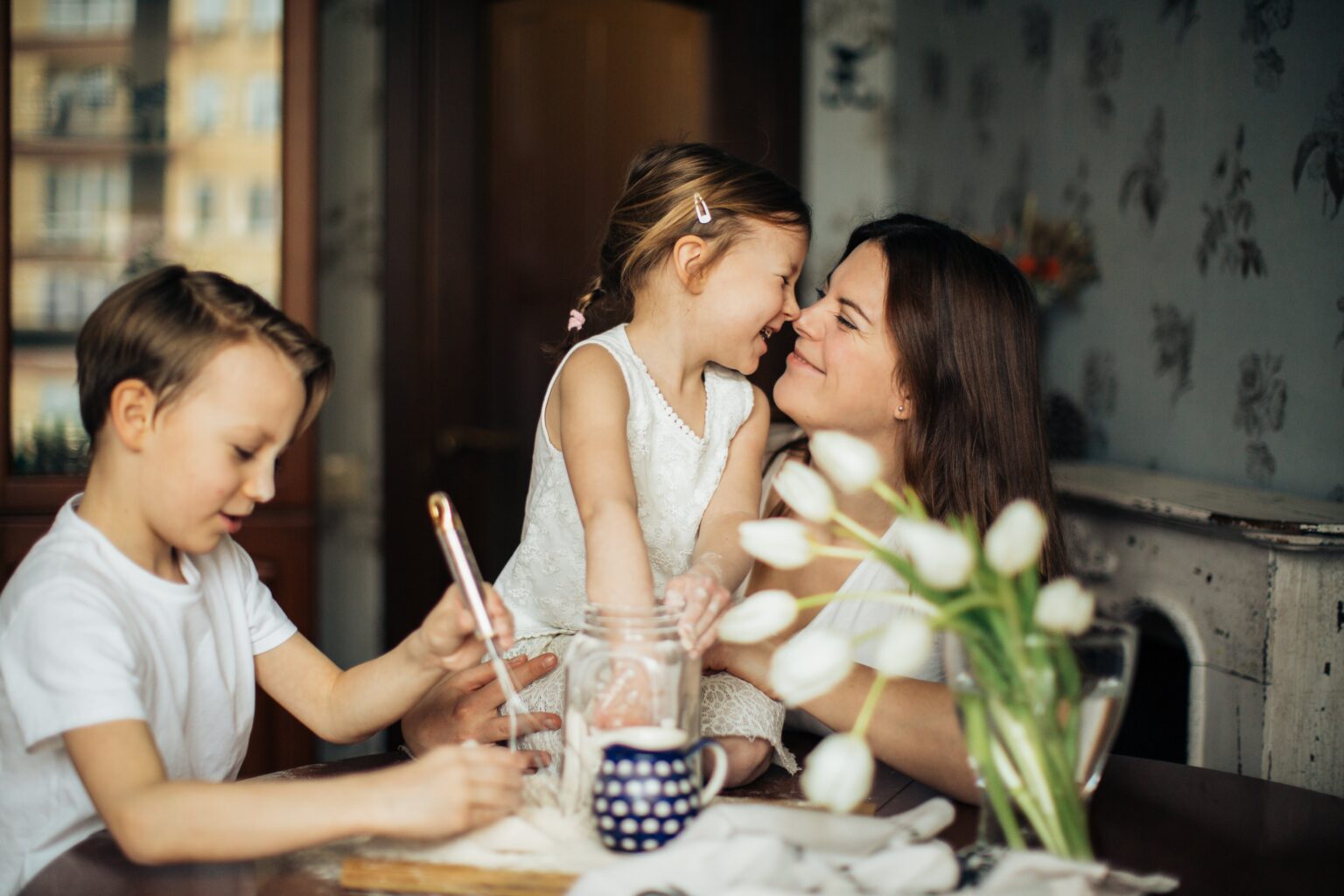 Att få ihop det ekonomiskt med familjen: En balansgång i livet