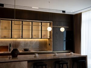 Förvaring vid köksrenovering – så löste vi det utan att fylla vardagsrummet